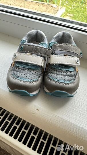 Кроссовки zebra