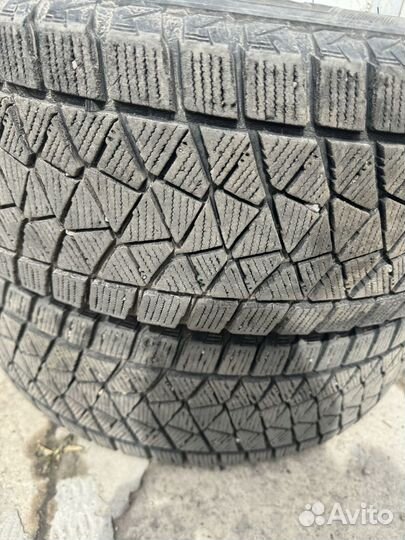 Bridgestone Blizzak DM-V2 225/65 R17 102S