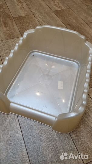 Два больших лотка