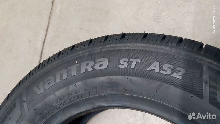 Hankook Vantra ST AS2 RA30 225/70 R15C 112S