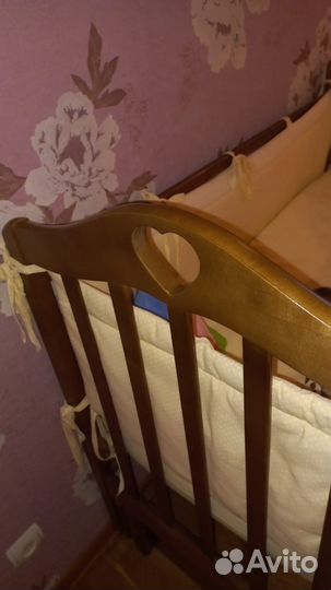 Кровать детская с маятником матрас