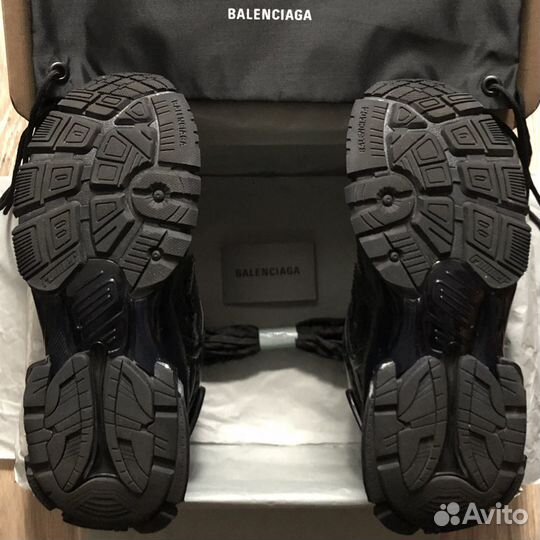 Balenciaga runner