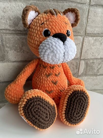 Вязаный тигренок