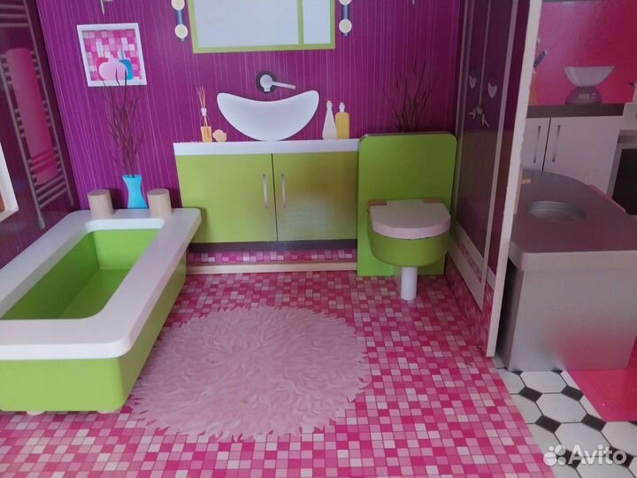 Домик кукольный