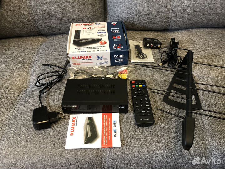 TV приставка Lumax DV3210HD с активной антеной