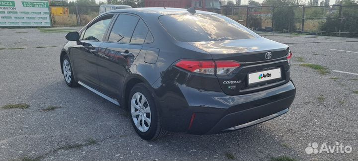 Toyota Corolla 1.8 CVT, 2019, 60 130 км