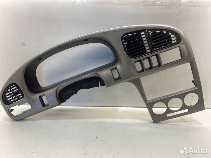 Консоль панели приборов Kia Shuma лифтбек S6D 2003