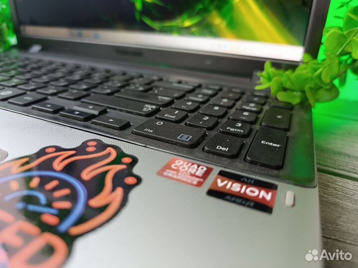 Надежный Ноутбук Samsung/4Ядра/SSD