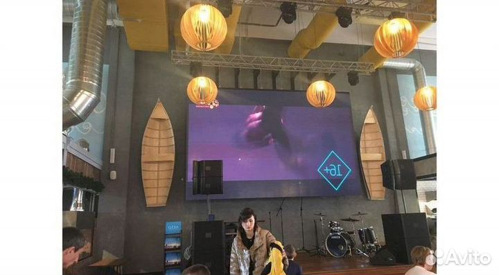 Информационный стенд / Светодиодный экран