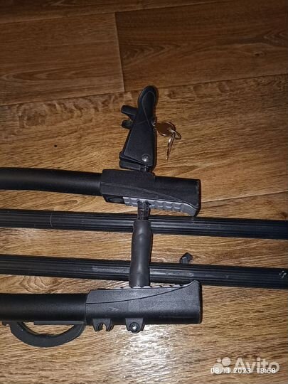 Велокрепление на крышу thule