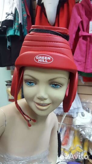 Шлем, накладки на руки и стопы