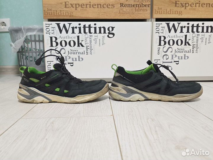 Кроссовки на мальчика 38 Ессо