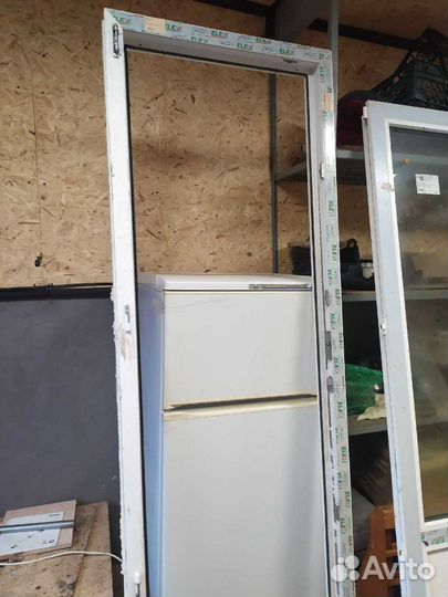 Балконная пластиковая дверь