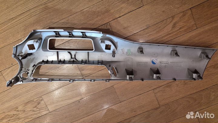 Центральная накладка торпеды с ароматизатором Citr