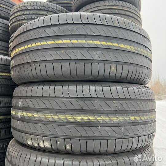 Michelin Primacy 4 235/55 R17