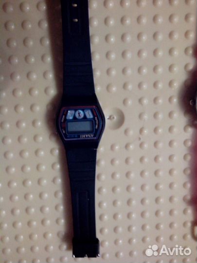 Часы новые для детей