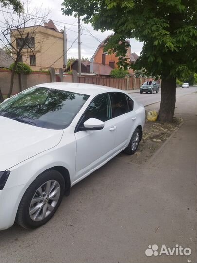 Skoda Octavia 1.6 AT, 2019, 270 000 км