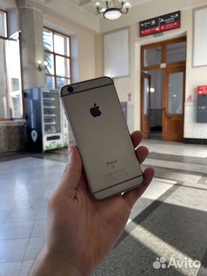 iPhone 6S, 64 ГБ