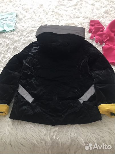 Куртки весенние и желетка на девочку