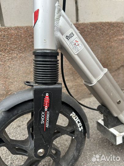 Самокат 2-х колесный Roces 200