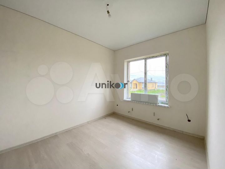 Дом 100 м² на участке 8 сот.