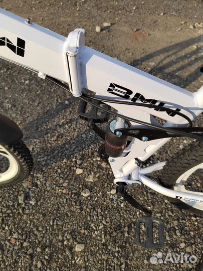 Велосипед BMW