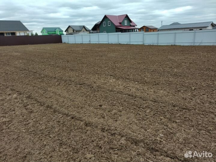 Вспашка земли мини трактором