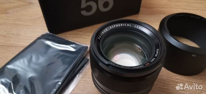 Объектив Fujifilm XF 56mm f/1.2 R