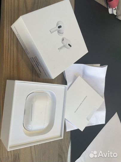 Air Pods pro (оригинал) отличное состояние