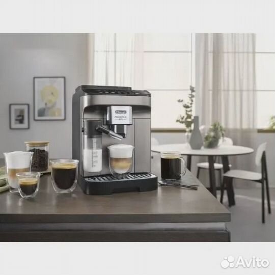 Кофемашина DeLonghi Ecam 290.81 TB - новая