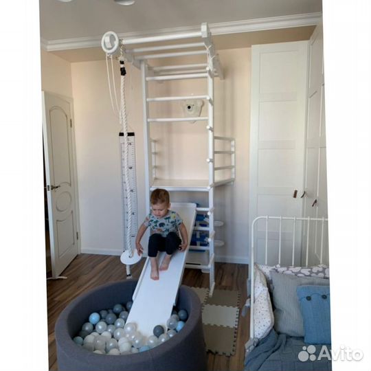 Швeдcкaя стенкa деревянная