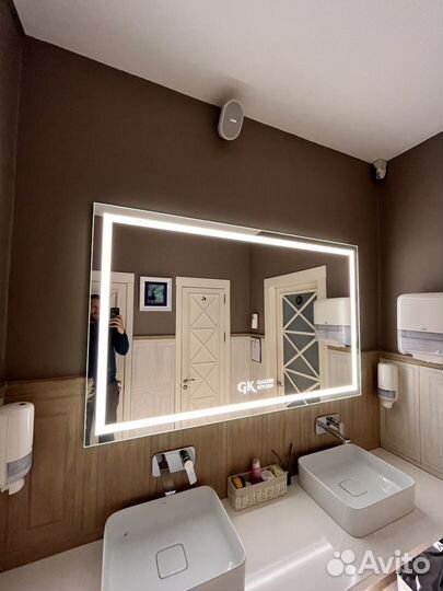 Зеркало с подстветкой