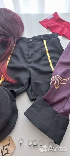 Косплей на ху тао из геншина