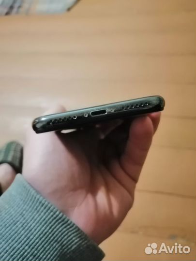 iPhone X, 64 ГБ