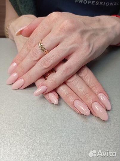 Мастер маникюра