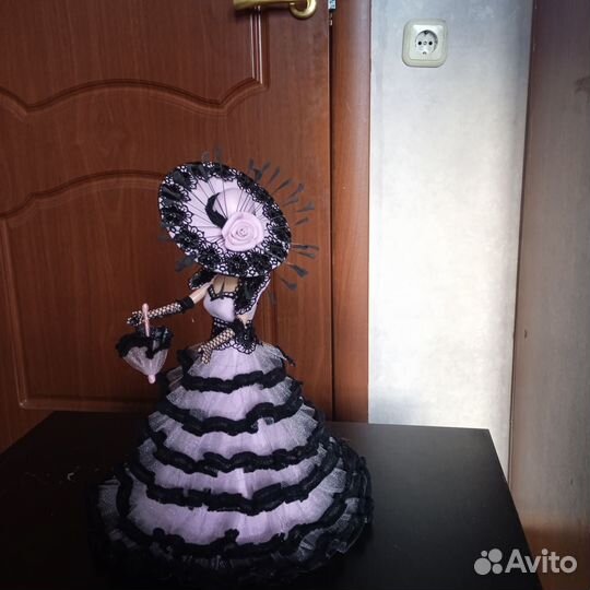 Новогодние подарки кукла