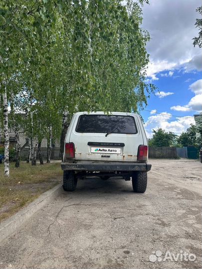LADA 4x4 (Нива) 1.7 МТ, 1997, 100 000 км