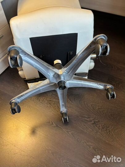 Офисный стул Chairman