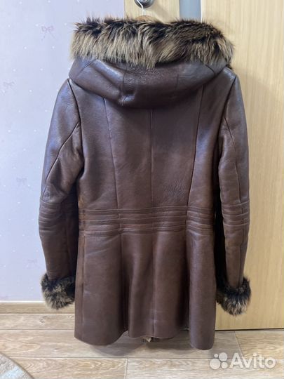 Дубленка женская натуральная р.42-44