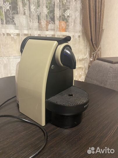Кофемашина Nespresso krups