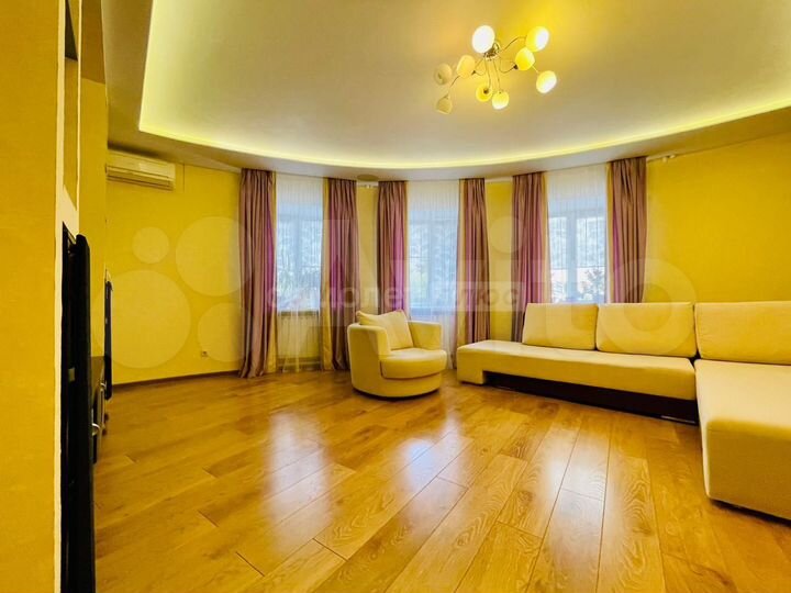 3-к. квартира, 106 м², 2/9 эт.