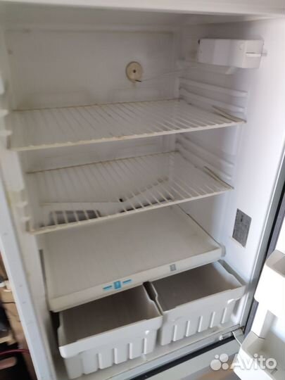 Холодильник stinol