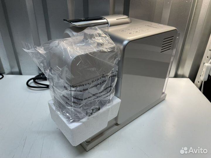 Капсульная кофемашина Nespresso Lattissima Touch