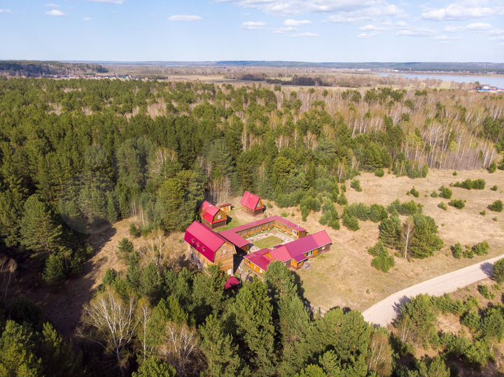 База отдыха, баня, гостевой дом, веранда