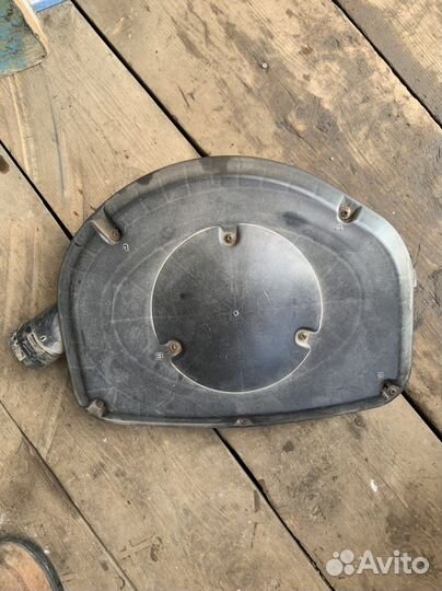 Корпус воздушного фильтра 1.6 AEE