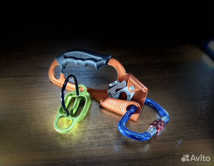 Альпинистское снаряжение с доставкой