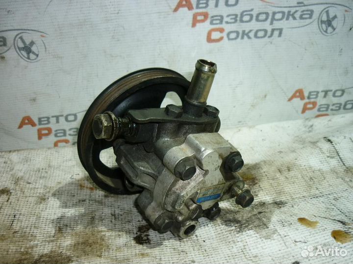 Насос гидроусилителя Mitsubishi Pajero \Montero S