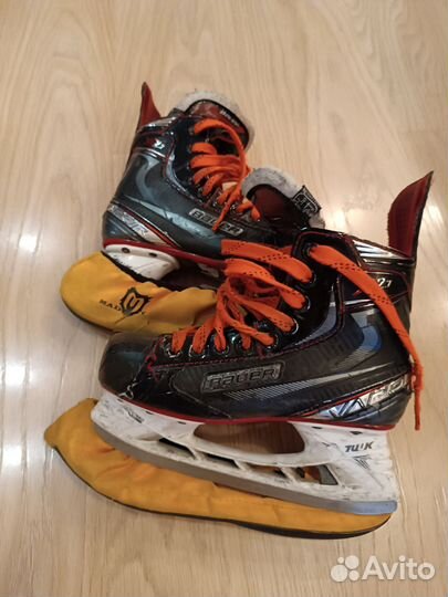 Хоккейные коньки bauer