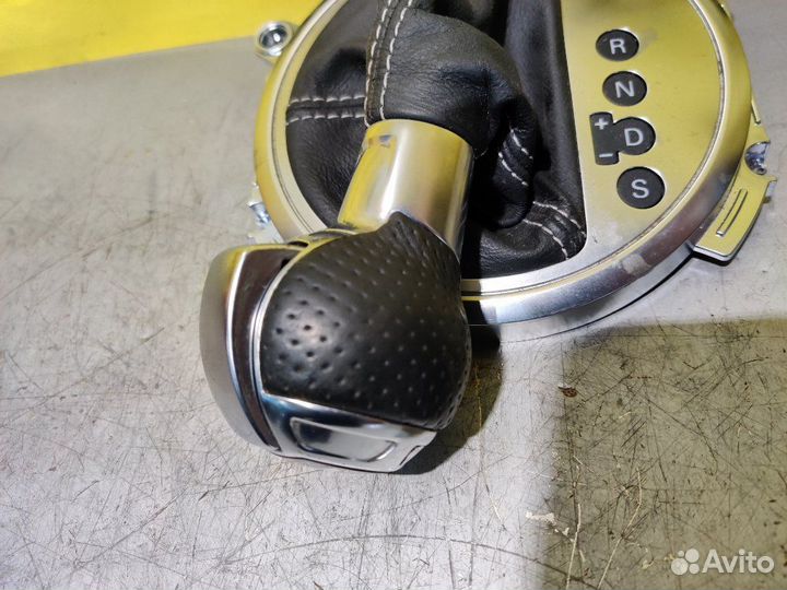 Ручка кпп Audi Tt 8J ccza CCZ 2.0 2009