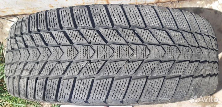 Roadstone Winguard Ice Plus 185/65 R14